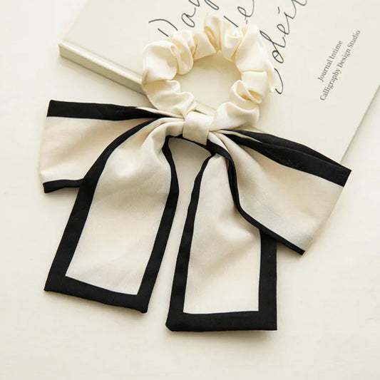 Chouchou en Satin Nœud Papillon Blanc - Collection Spencer