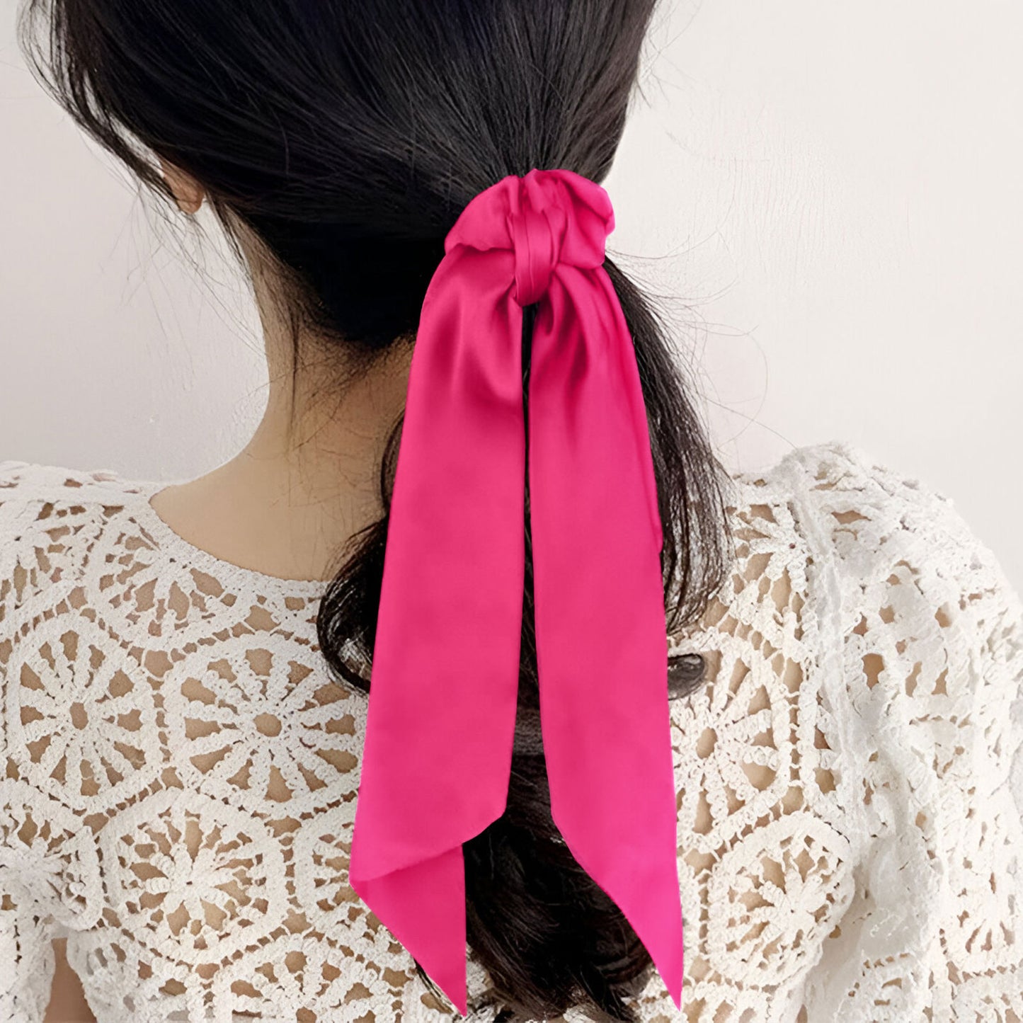 Chouchou à Double Nœud Volant Fuschia