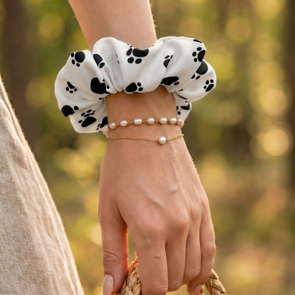 Chouchou en Tissu Mayfair Blanc Motif Petites Pattes Chic