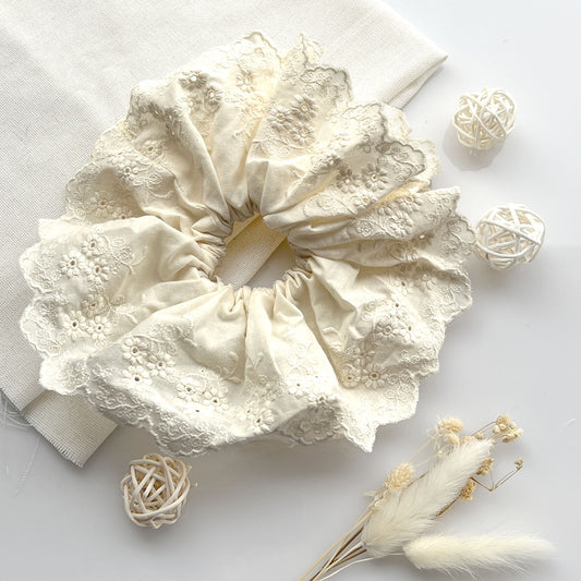 Chouchou en Voile Brodé Beige
