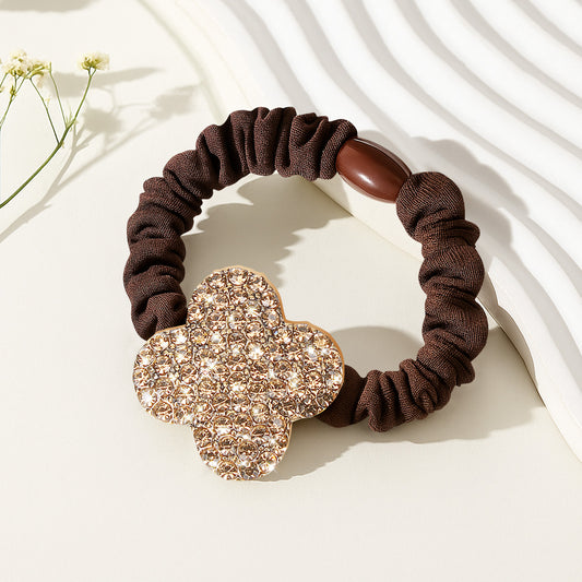 Chouchou en Satin avec Trèfle Brillant Café