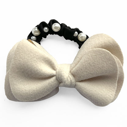 Chouchou en Satin à Nœud & Perles - Collection Carmeline