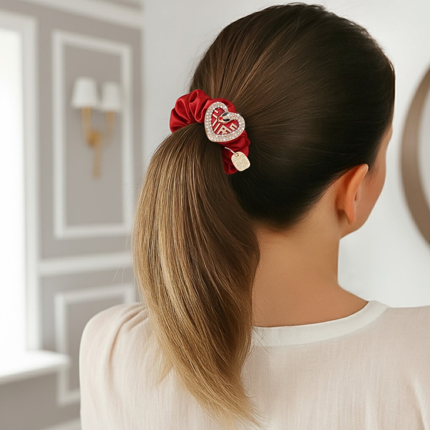 Chouchou en Satin Porte Bonheur Rouge - Serpent Riche