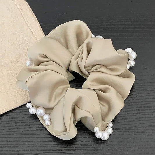 Chouchou en Satin Perlé Beige - Collection Marjorie