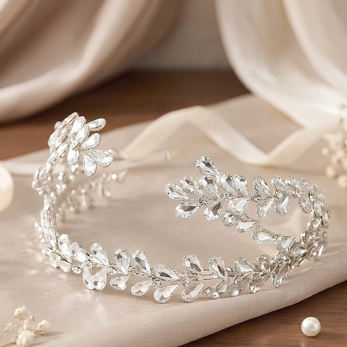 Couronne Féerie Florale à Feuillage en Pierres Cristallisées