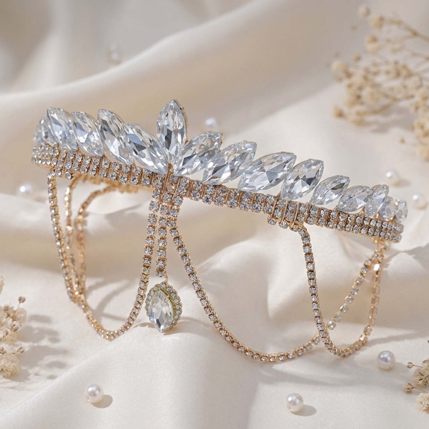 Parure de Tête Fine Dorée avec Frange Cristallisé et à Motif Feuilles Marquise