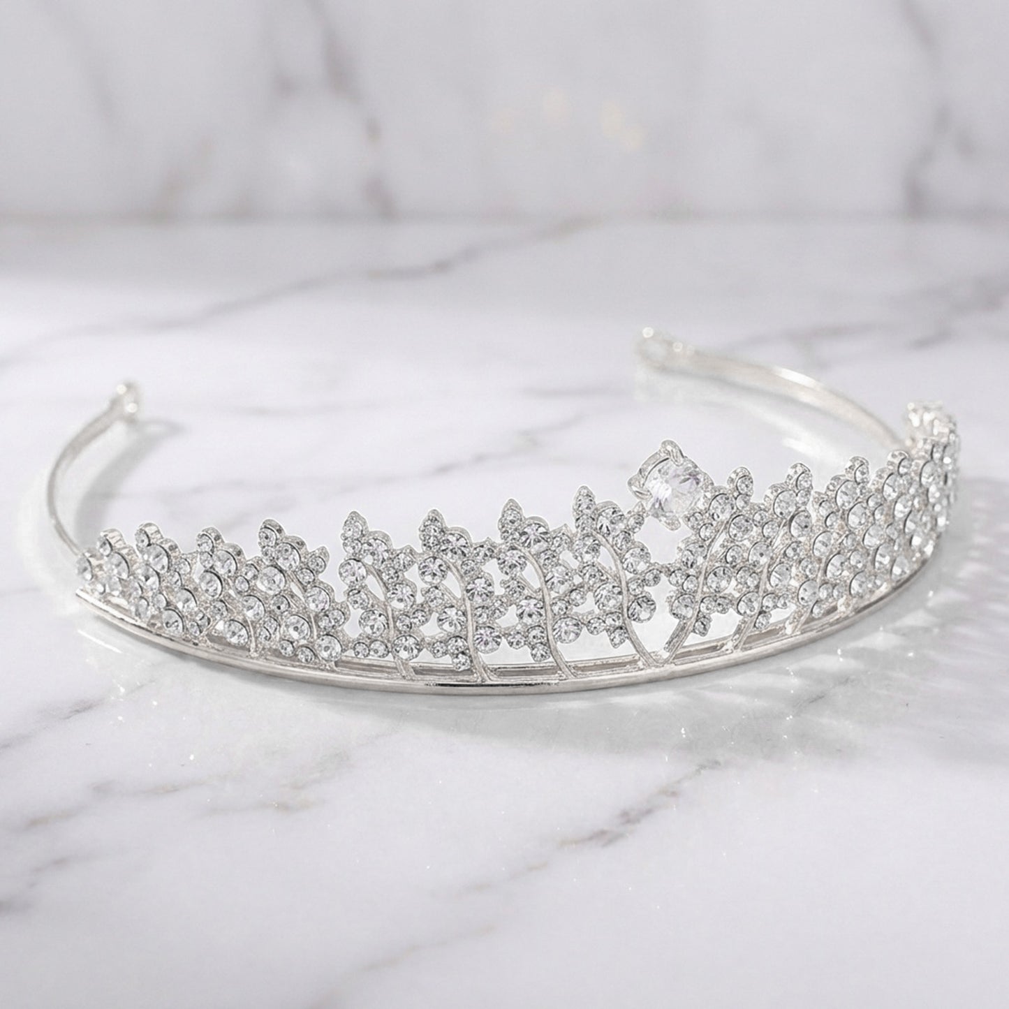 Tiare Fine de Fleurs Argentées Jardin Secret en Strass