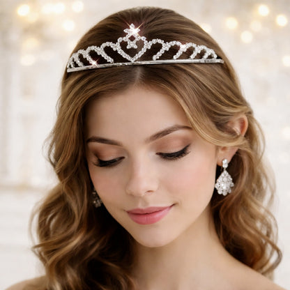Tiare Délicate Romance Subtile à Motif cœur en Strass Style Classique