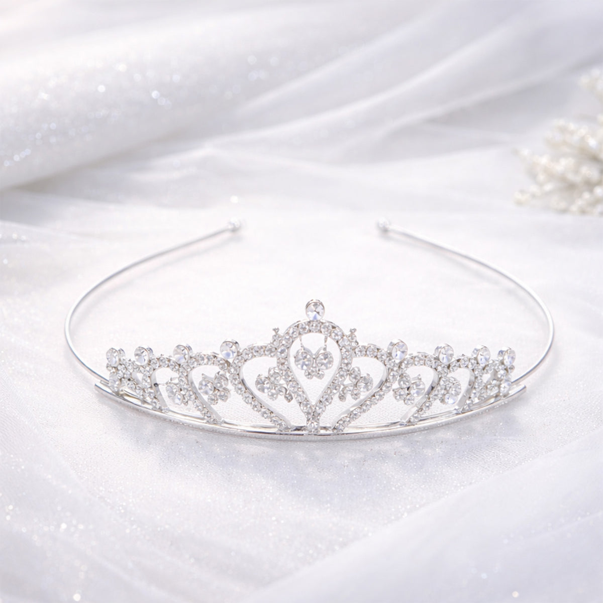 Diadème Fin en Strass Éclat Classique à Motif Rosace et Strass Scintillants