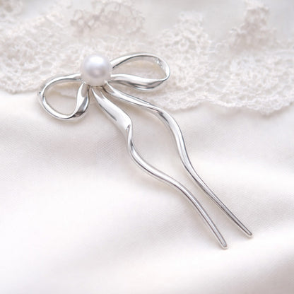 Épingle à Chignon Argentée Ruban Douceur en Nœud avec Perle