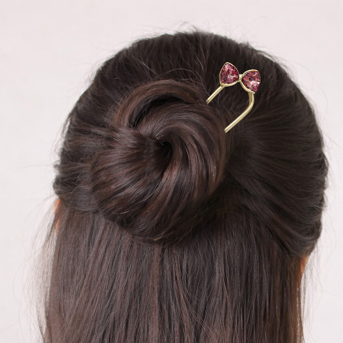 Épingle à Chignon Dorée Ruban Cristal à Nœud Raffiné