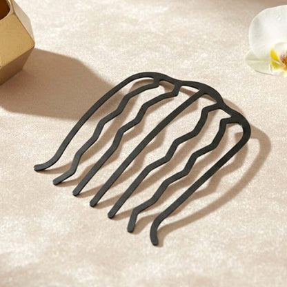 Peigne à Chignon Noir Brise Douce aux Lignes Ondoyantes Effet Vague