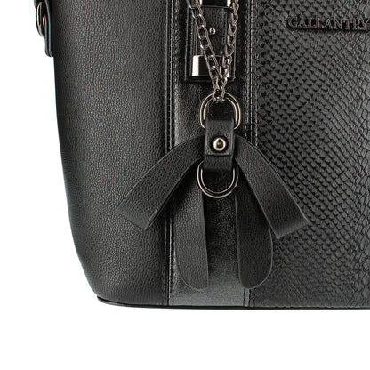 Sac Cabas à Texture Croco et Pendentif L'Affirmée Noir