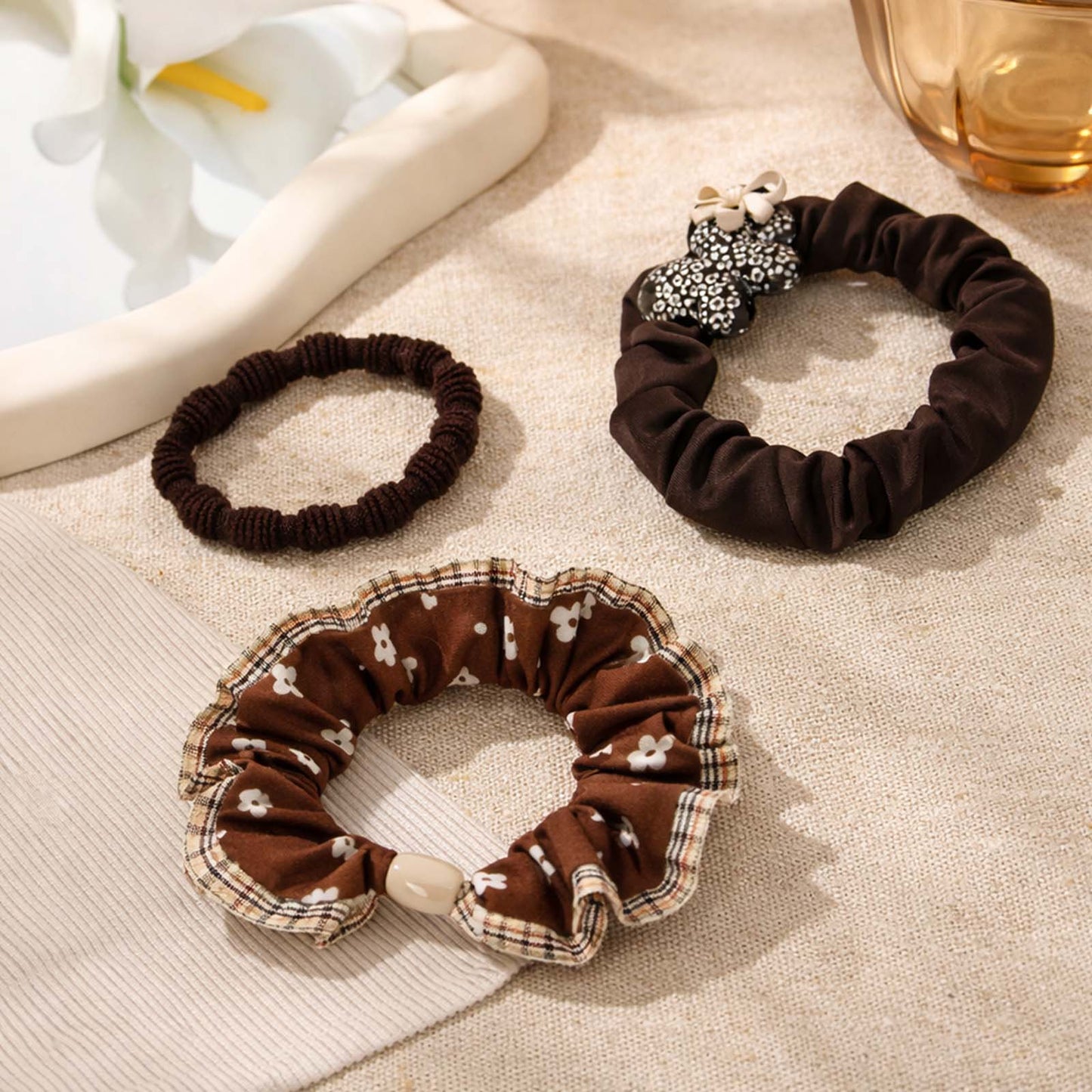Lot de 3 Chouchous Casual Alice à Nœud et Charms Irisés Brun