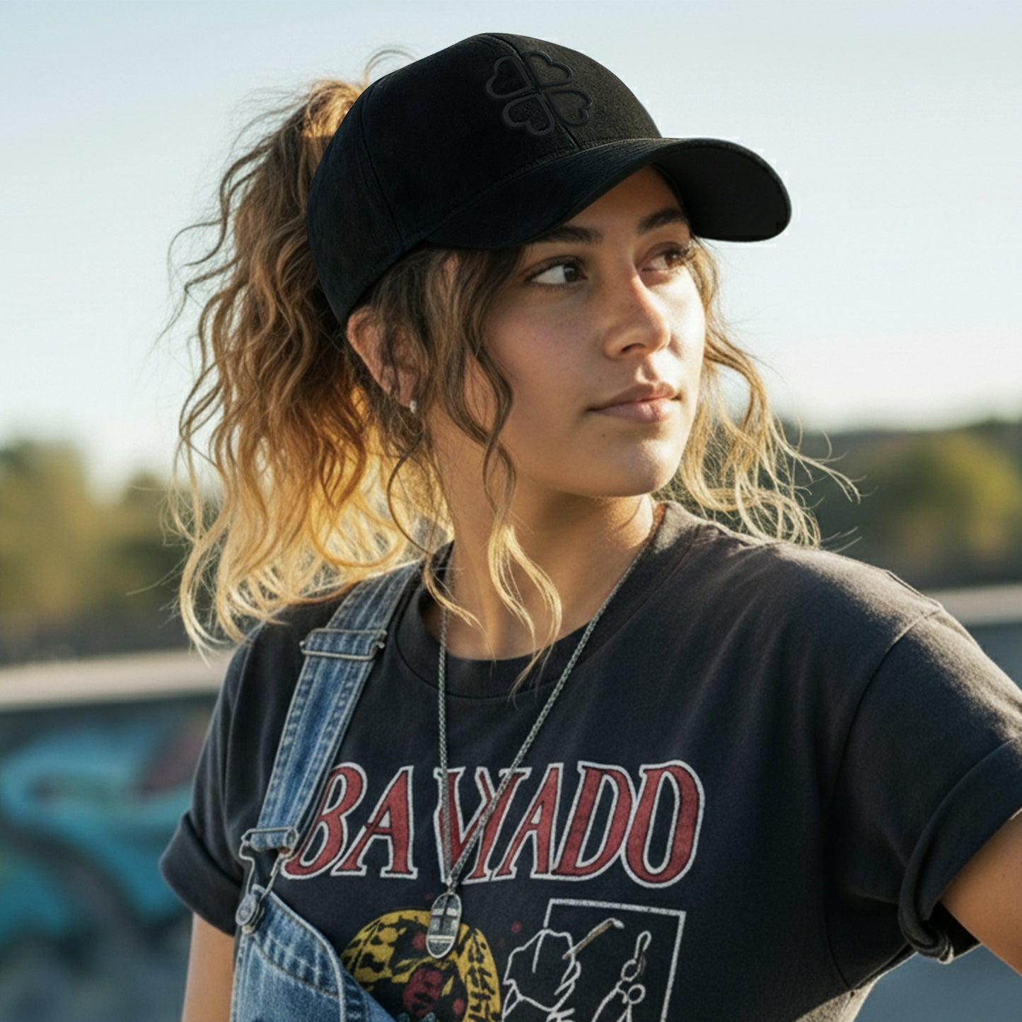 Casquette Femme Clover Heart Effet Daim Noir