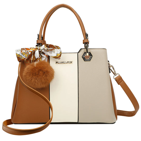 Sac Fourre-Tout Trois Teintes à Pompon La Nuance Marron-Beige