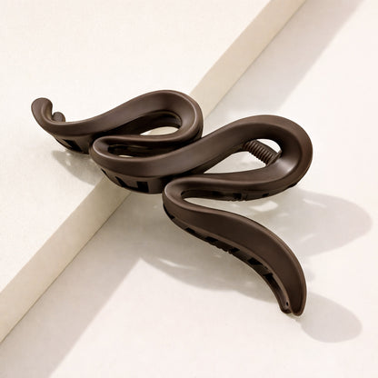 Pince Cheveux Ondulée Effet Vague Marron