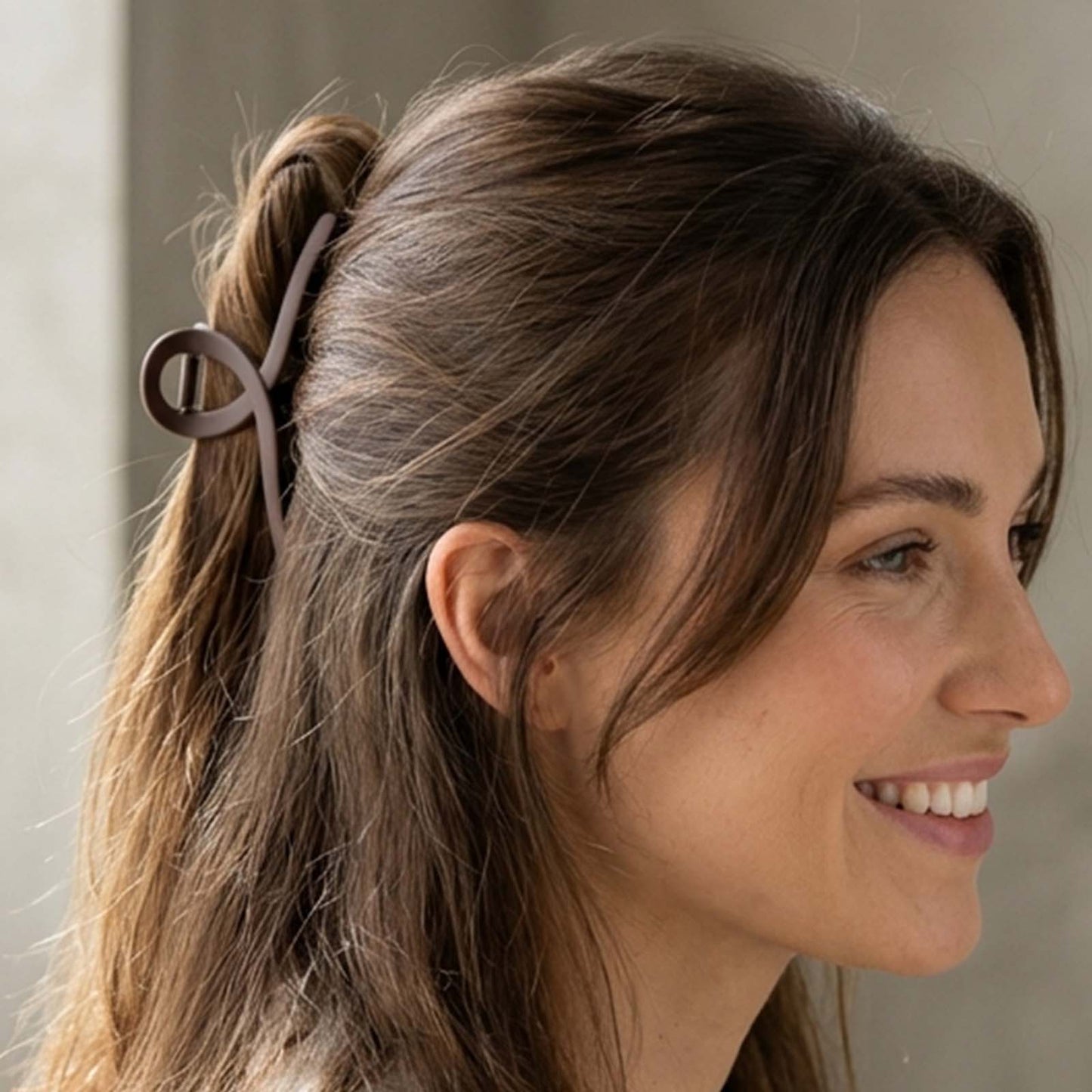 Pince Cheveux Mat Allure Croisée Marron