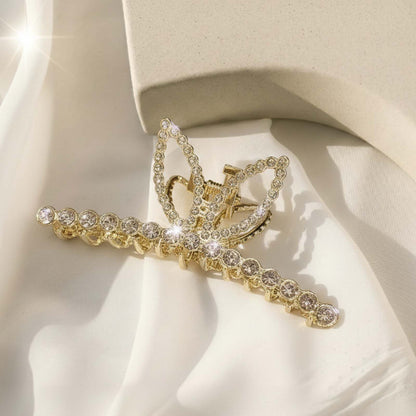 Pince Bijou Doré Accent Cristallin à Motif Pétales Strassées