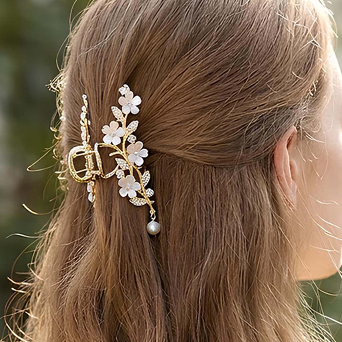 Pince Bijou Harmonie Rosée à Fleur en Strass avec Pampilles de Perles
