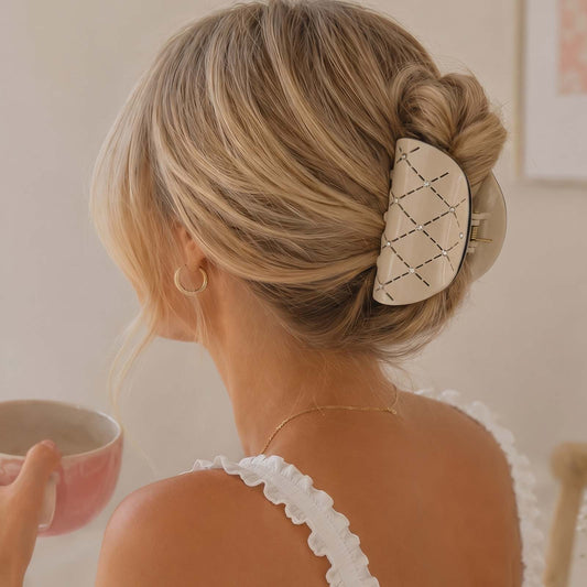 Pince Cheveux Demi-Lune Relief Losanges et Strass Blanc Satiné