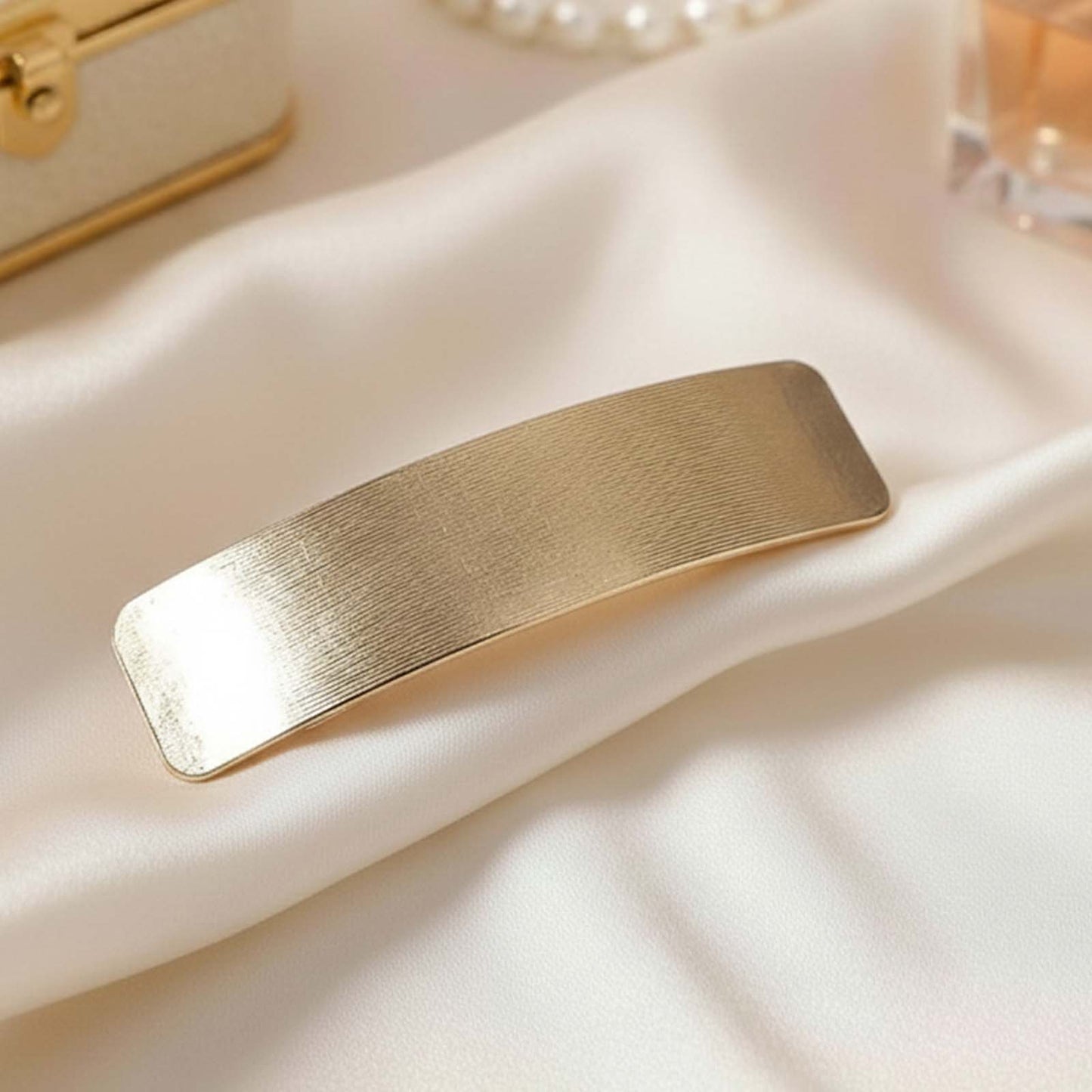 Barrette Plate Ruban Doré Effet Brossé