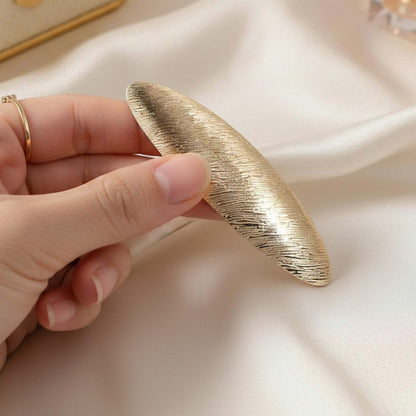 Barrette Minimaliste Dorée Strates Satinés Feuille Texturé