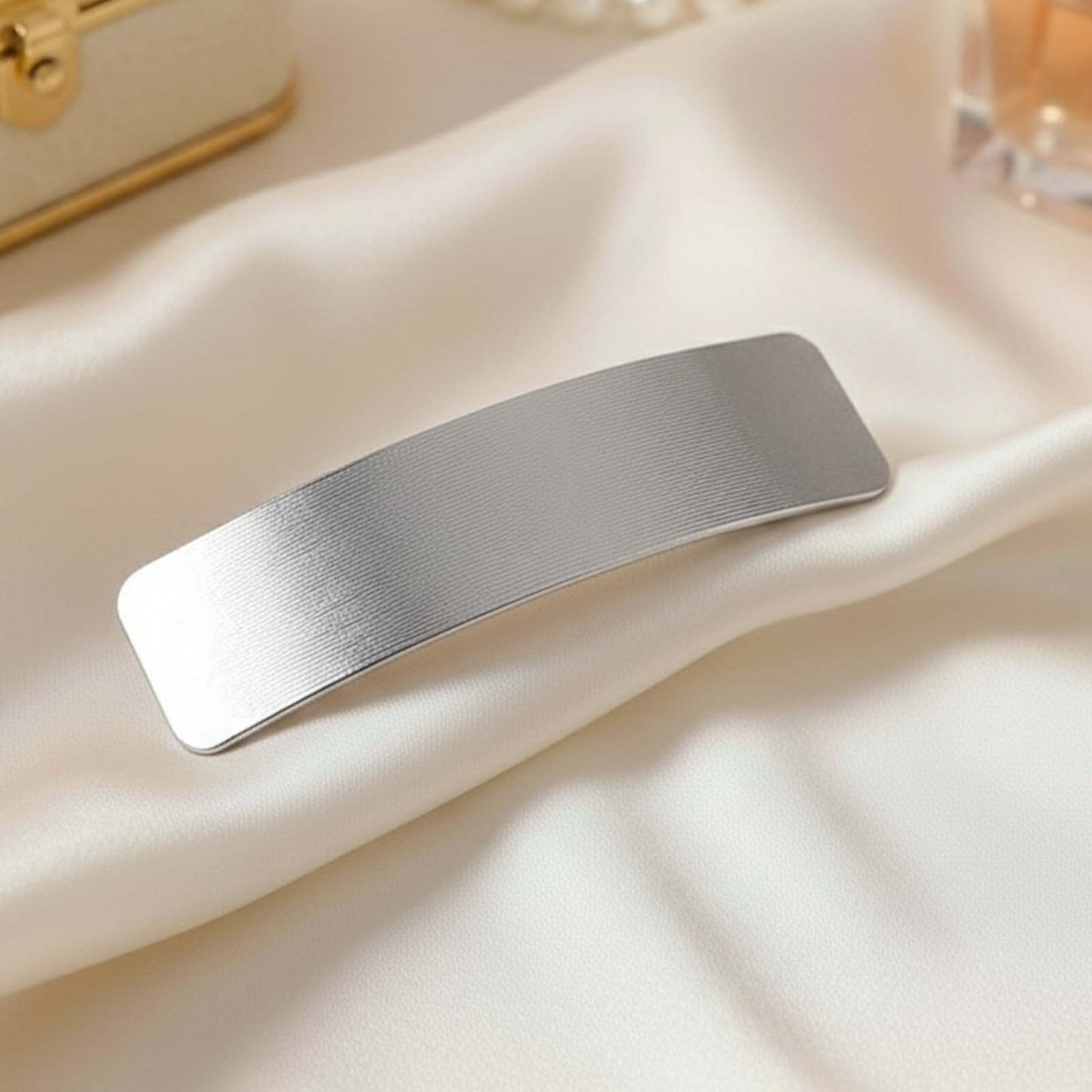 Barrette Plate Ruban Argenté Effet Brossé