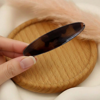 Barrette Clip Ovale Minimal Parisien Écaille Ambre