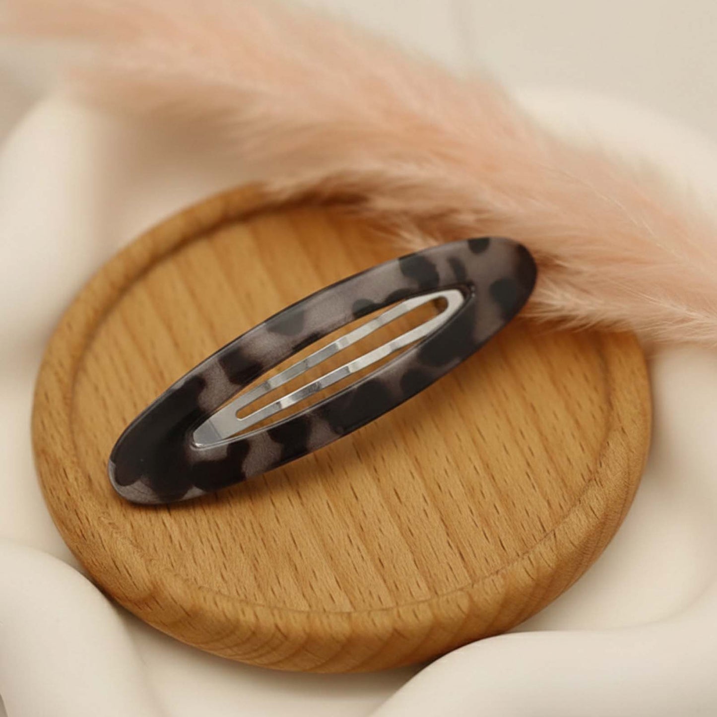 Pince Clip Ovale Allure Parisienne Écaille Teinté Gris