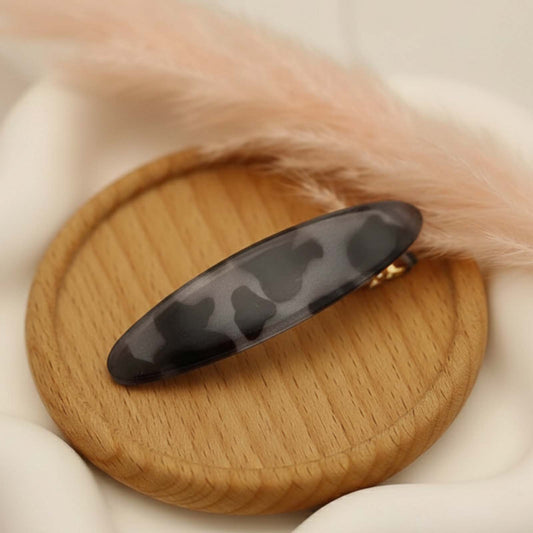 Barrette Clip Ovale Minimal Parisien Écaille Teinté Gris