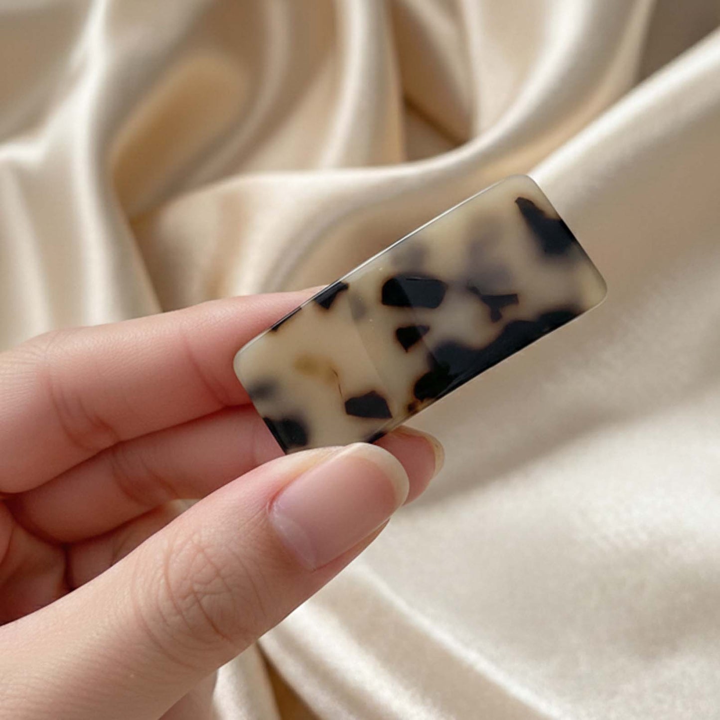 Barrette Clip Rectangle Glossy Écaille Marbrée Crème