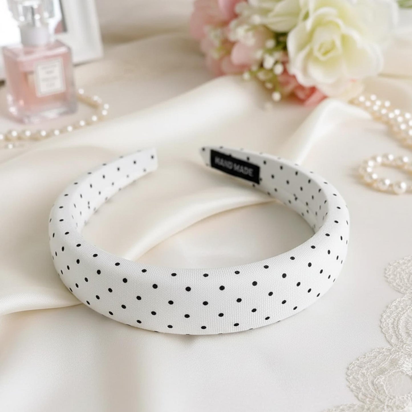Serre-tête Large à Pois Alexandra en Tissu Doux Blanc