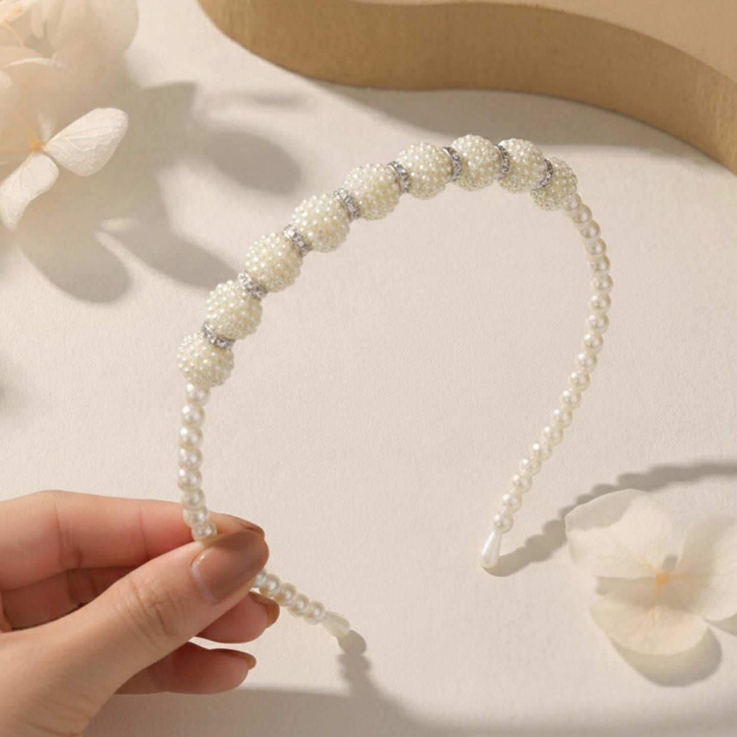 Serre-tête Fin Couronne Précieuse en Perles Texturées