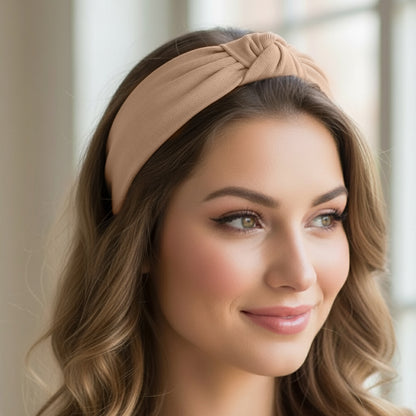 Serre-tête Nœud Carrie en Tissu Doux Marron