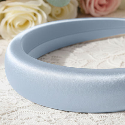 Serre-tête Maureen en Satin Coussiné Bleu