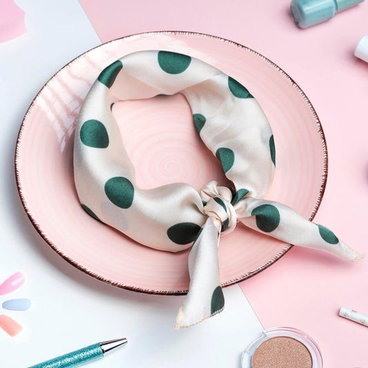 bandana cheveux blanc pois vert