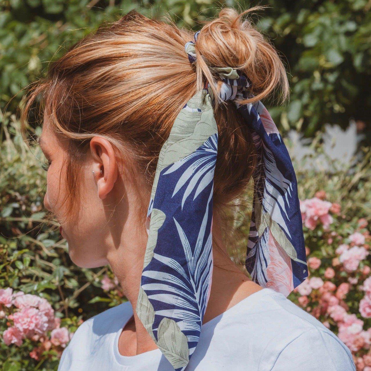 chouchou foulard à fleurs
